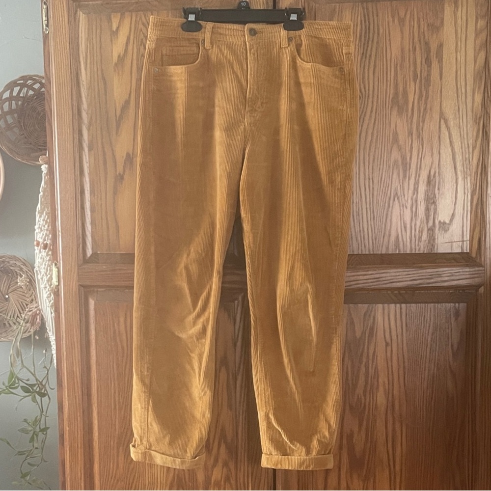 American Eagle Outfitters Women's Corduroy Jeans